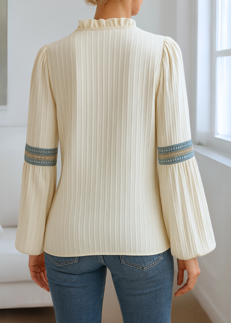 Leona - Sophisticated and Modern Blouse