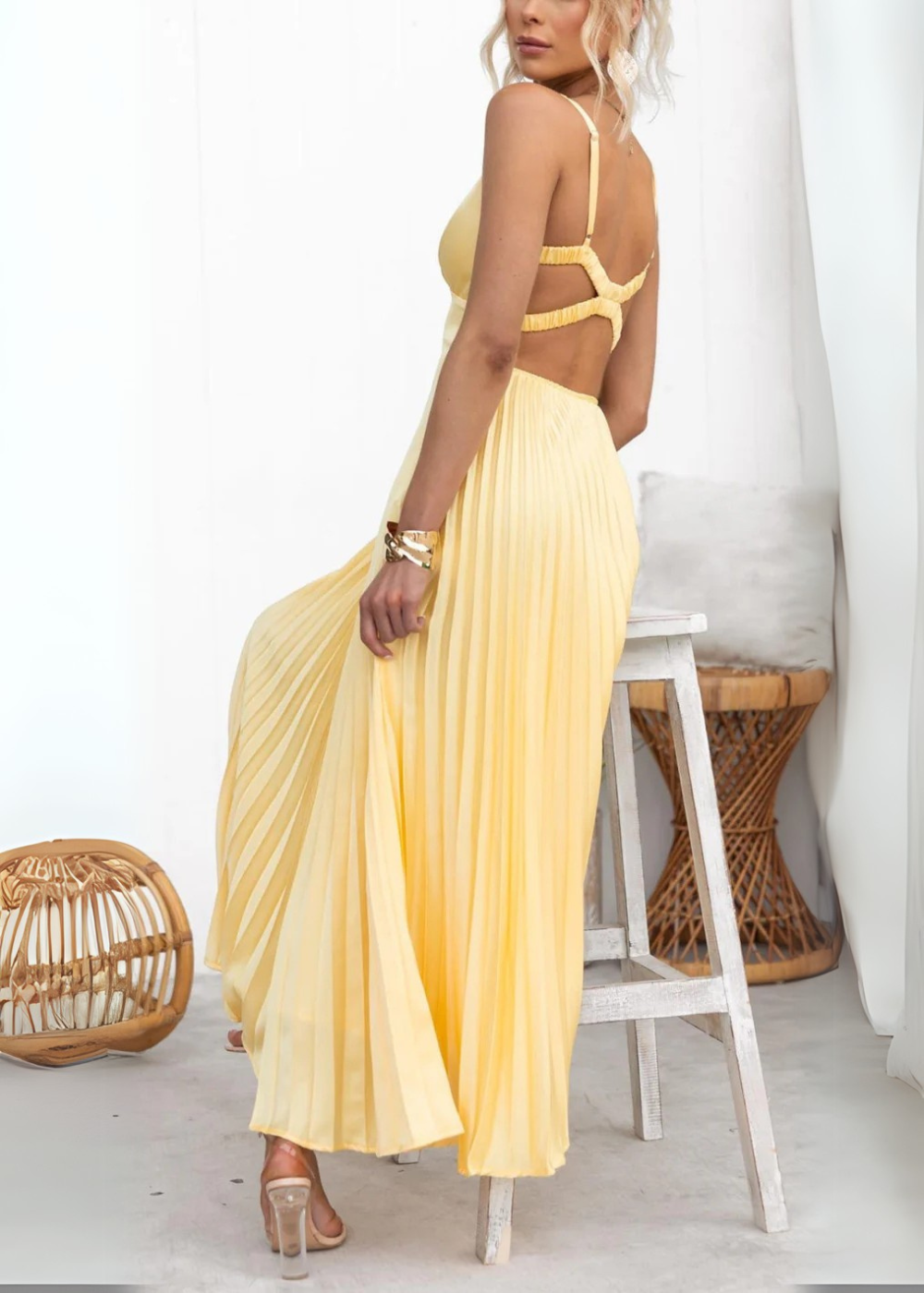 Mabel - V-neck Pleated Maxi Dress