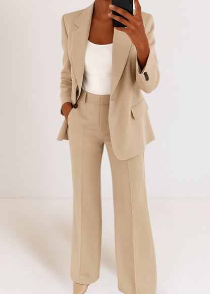 Melanie - Two-Piece Stylish and Comfortable Suit