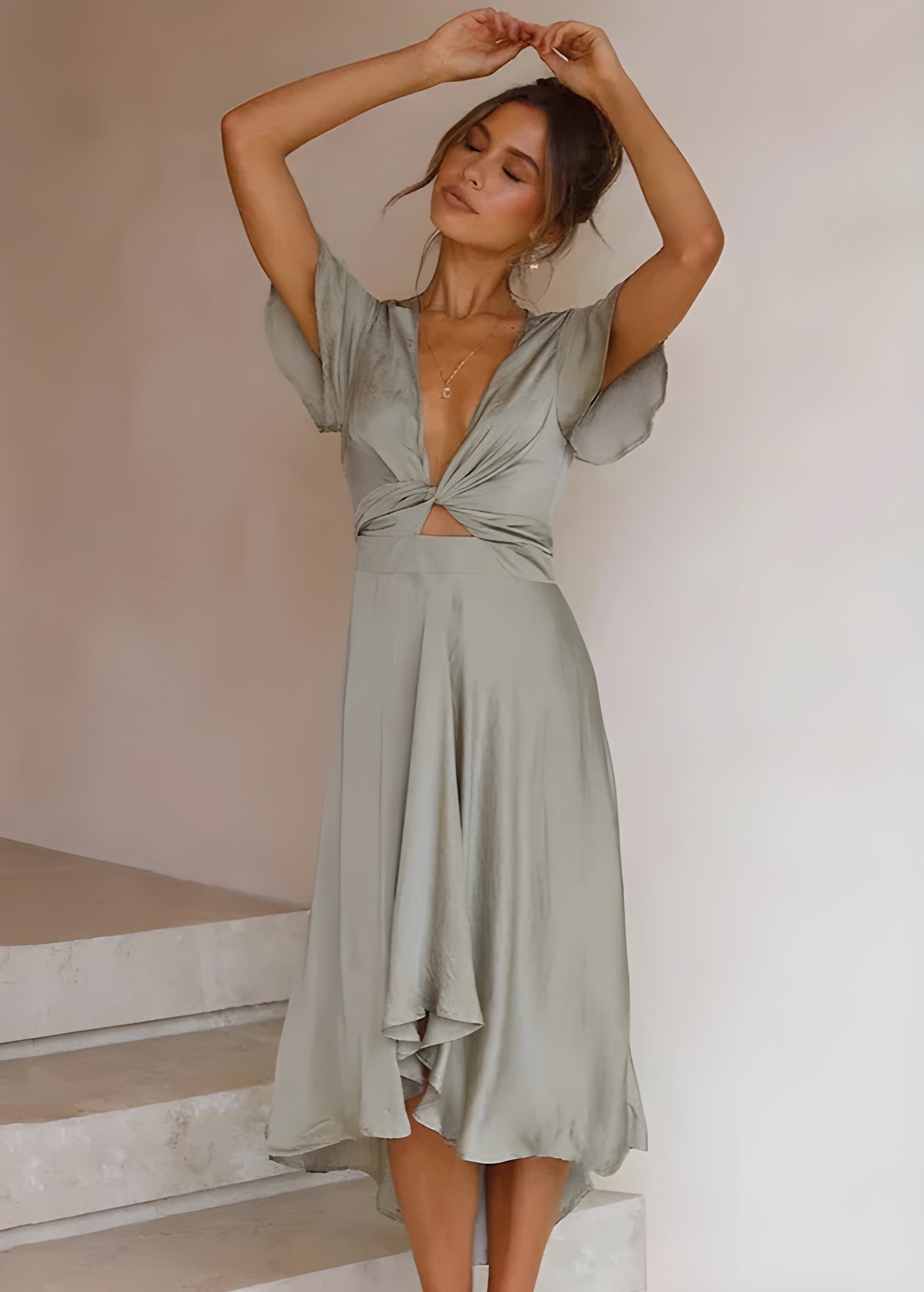 Elly - A Beautifully Flattering Dress