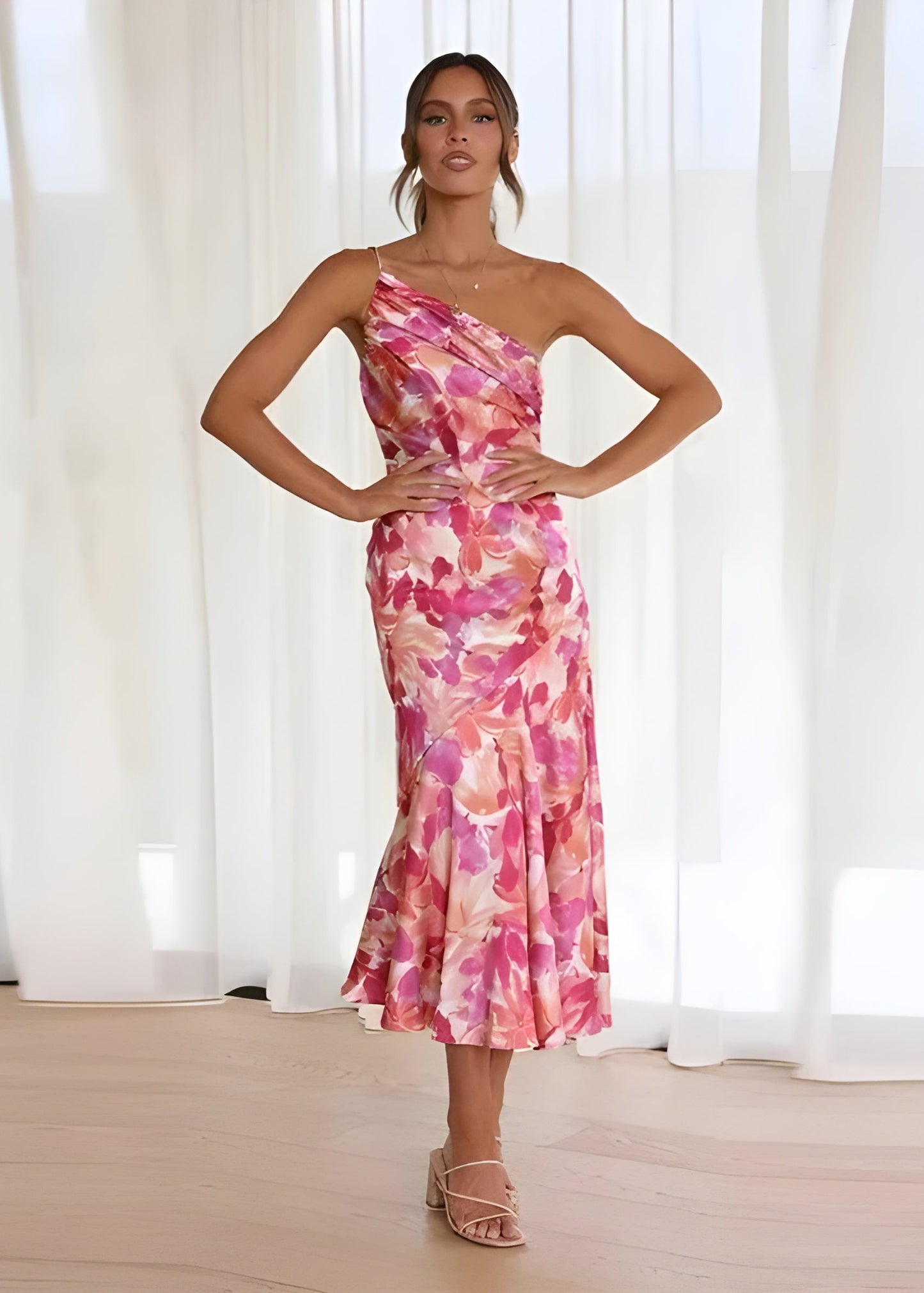 Eveline –  One-Shoulder Summer Dress