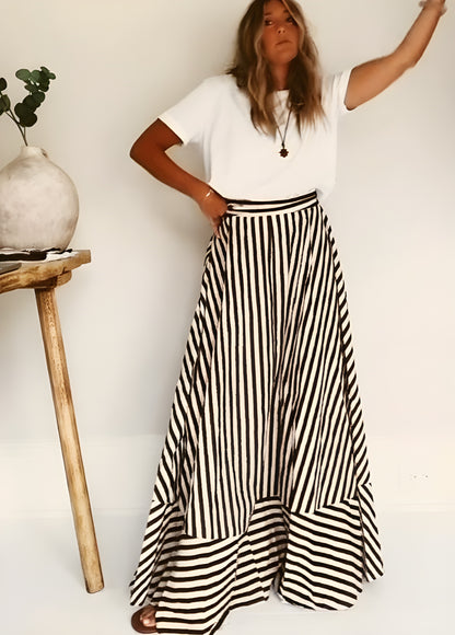 Nola - Maxi Dress With Charm and Elegance