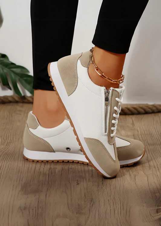 Elze - Style and Comfort