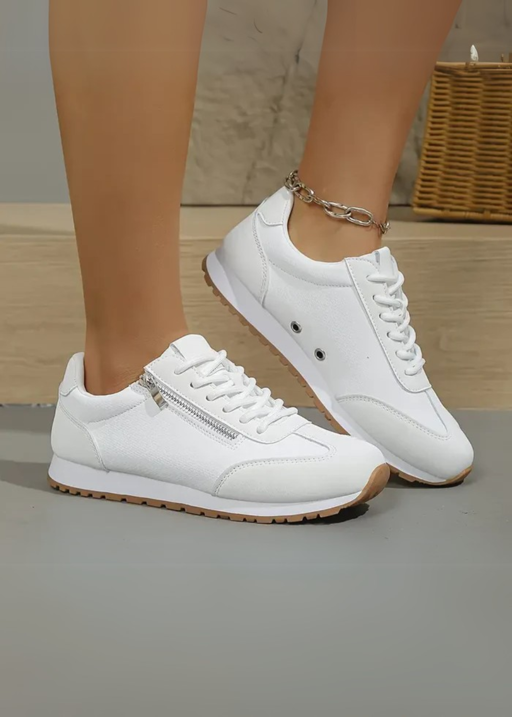 Elze - Style and Comfort